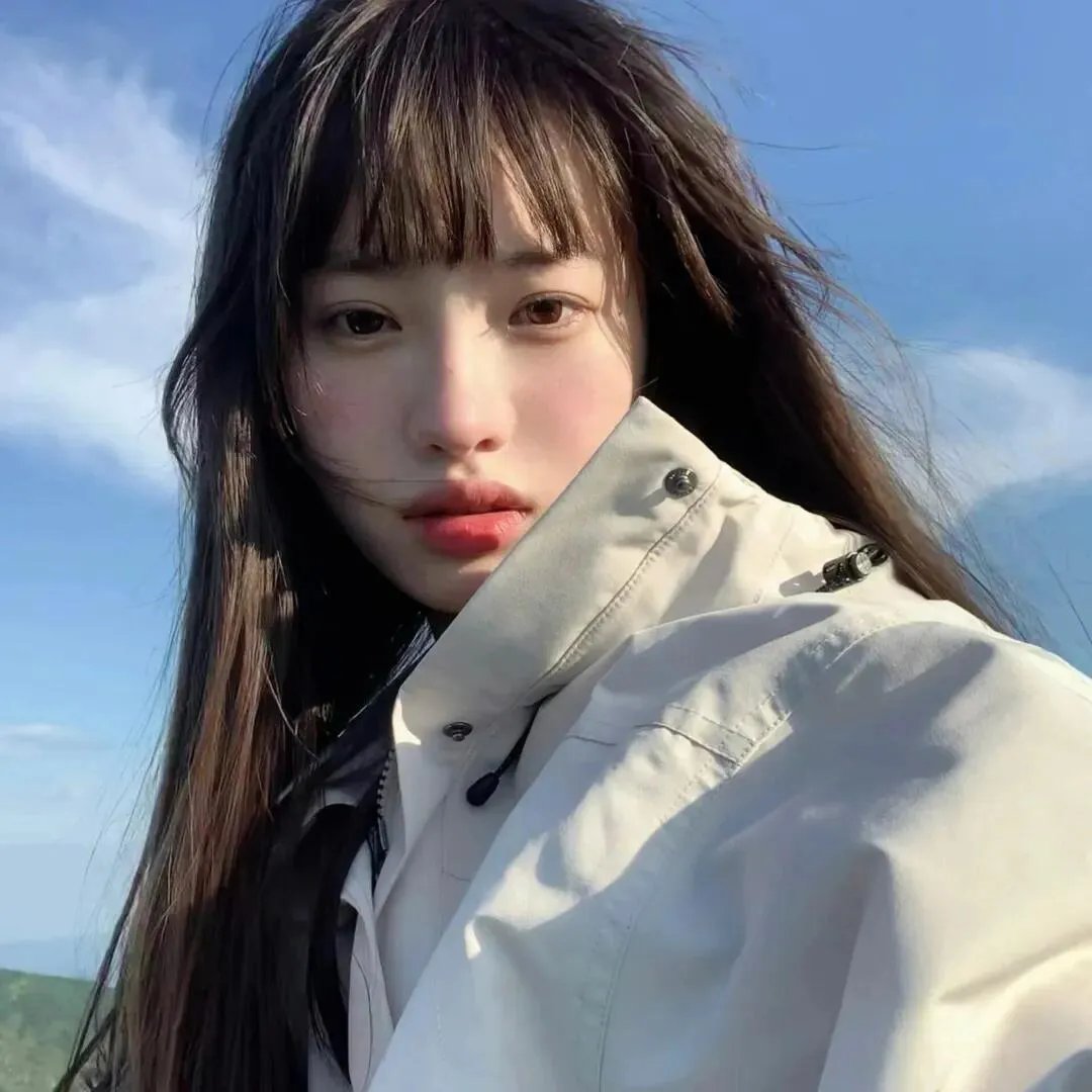 与彩云相遇2023